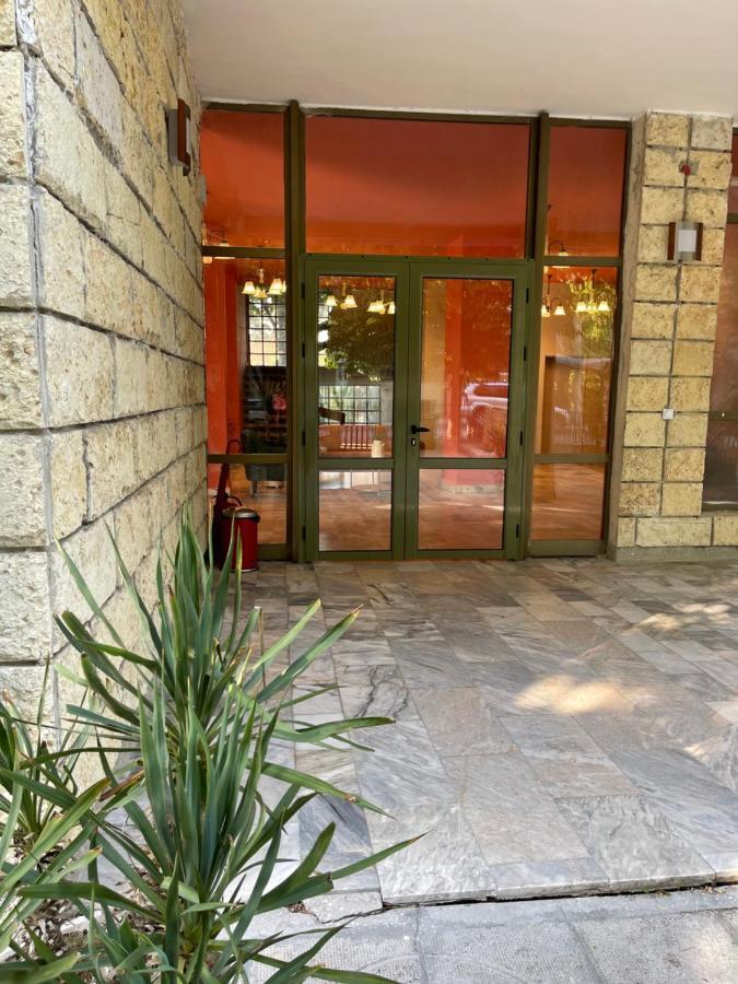 Amadina Garden Hotel Lozenets Bagian luar foto