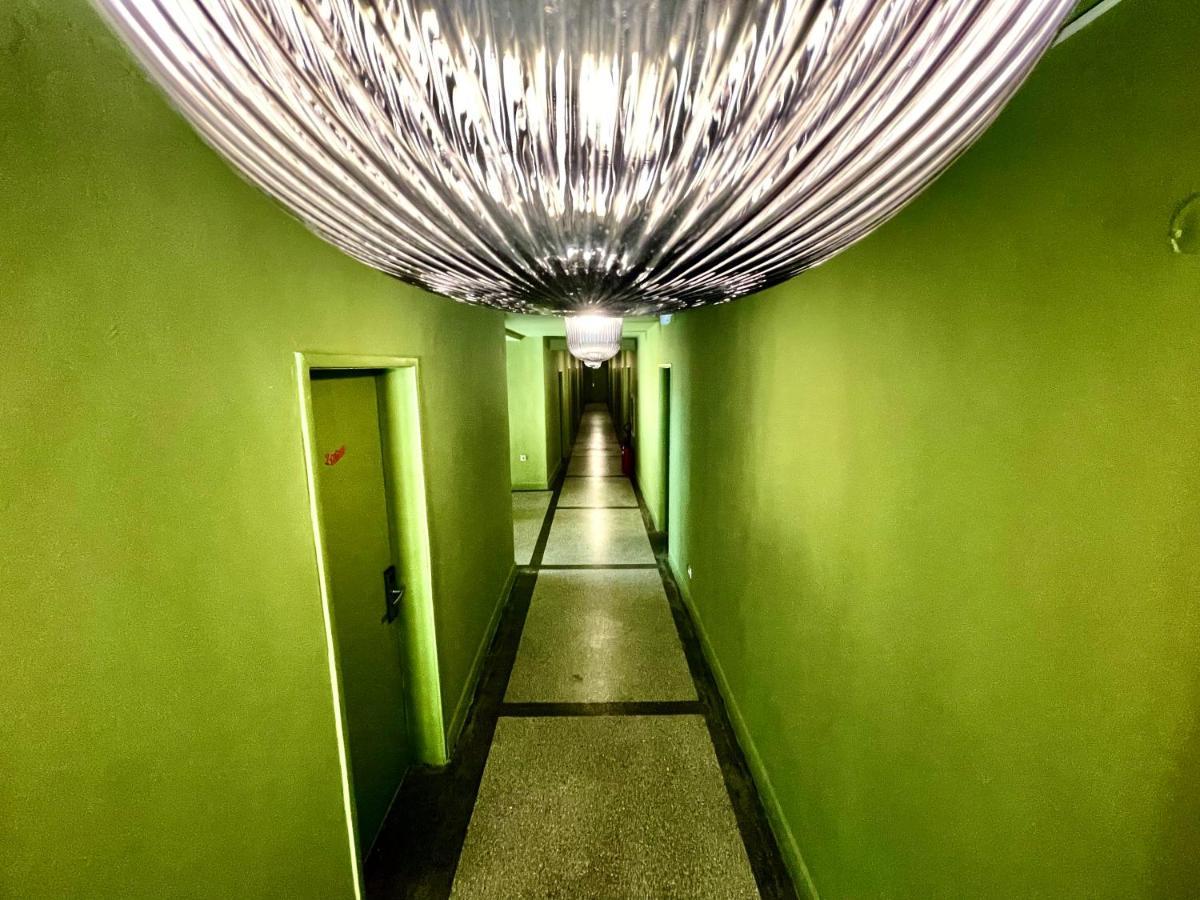 Amadina Garden Hotel Lozenets Bagian luar foto