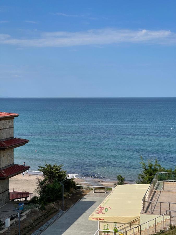 Amadina Garden Hotel Lozenets Bagian luar foto