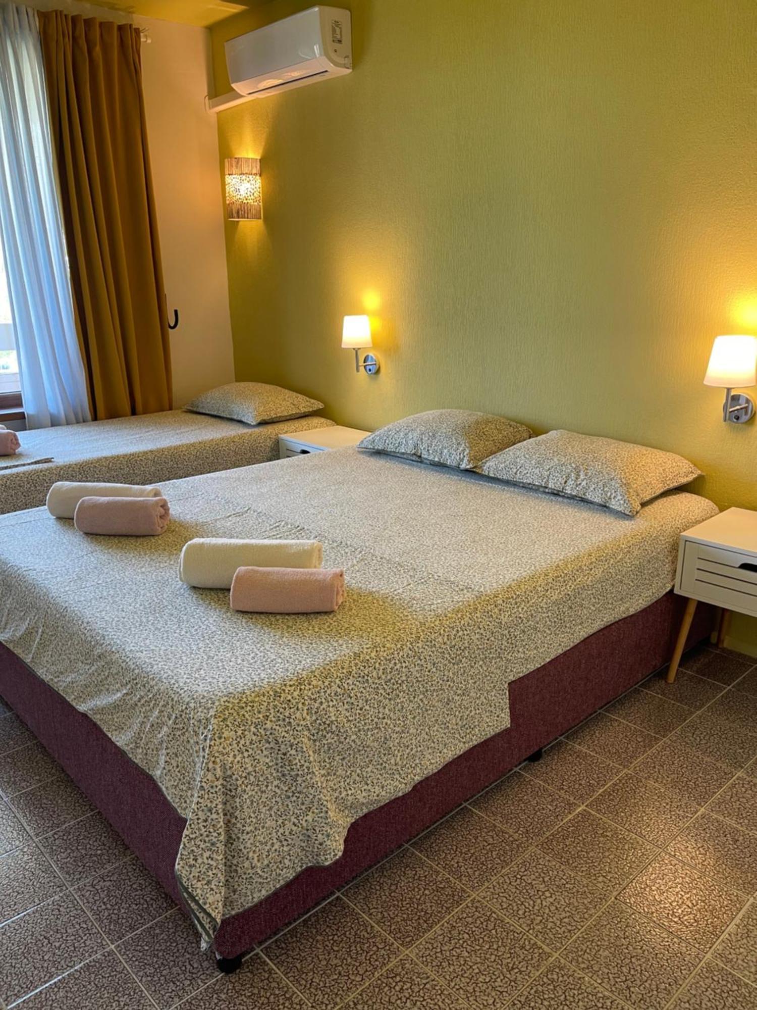Amadina Garden Hotel Lozenets Bagian luar foto